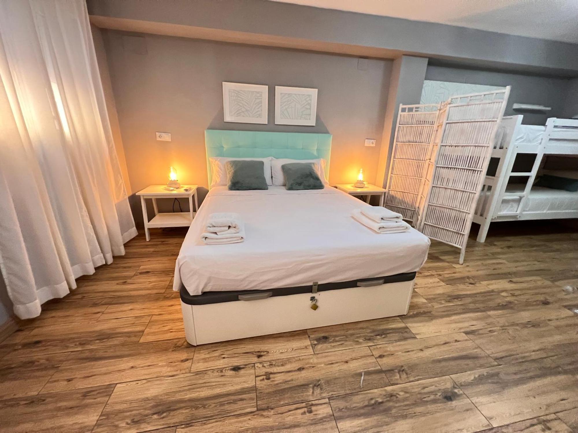 Ferienwohnung Nuestra Casita De Marmoles Parking Incluido 2 Bicis Gratis Málaga Exterior foto
